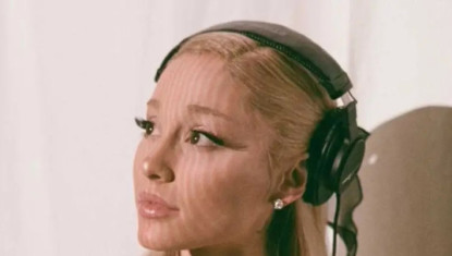 Ariana Grande Releases ‘Yes, And?’ Extended Mix on iTunes, Amazon, YouTube